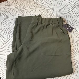 Ava & Viv Olive dress pants